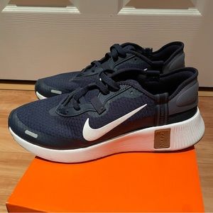Nike Reposto, Men’s, Size 10.5